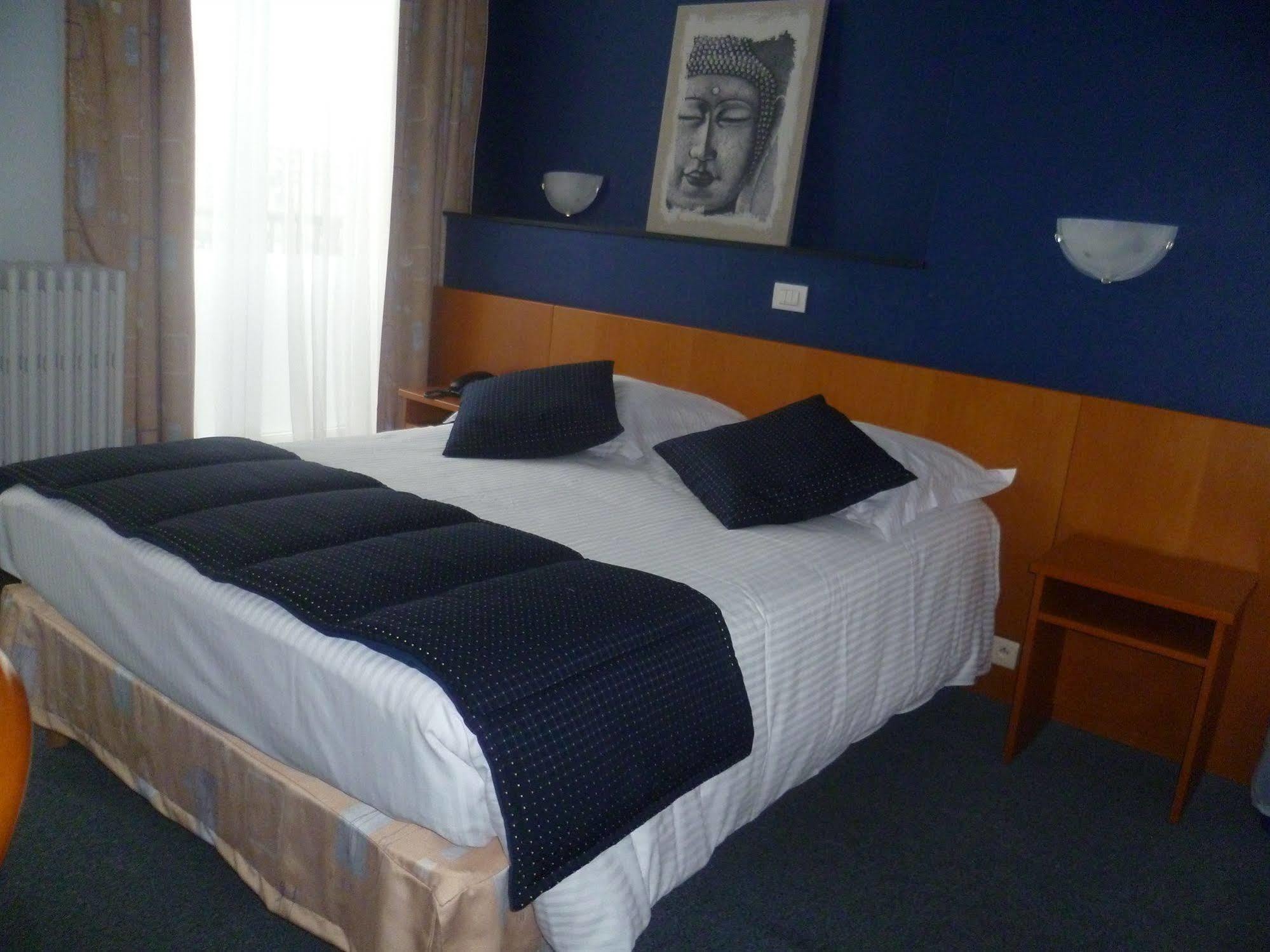Le Terminus Hotel 2*