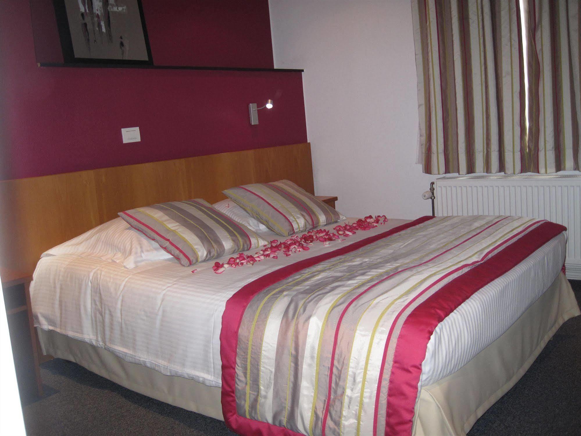 Hotel Le Terminus 2*